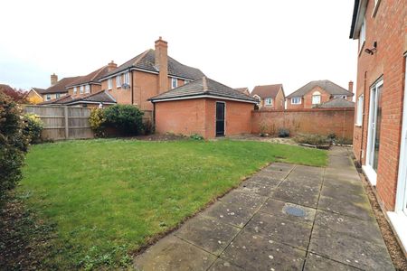 Hertford Close, Ely - Photo 2