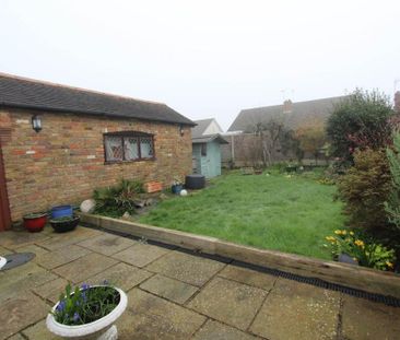 2 bedroom semi-detached house to rent - Photo 2