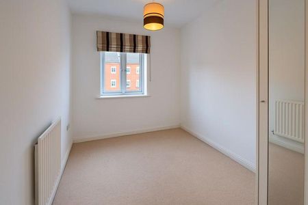 Mixed use to rent - Photo 2