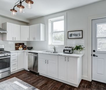 For Lease - 14 Milton Avenue, Hamilton, Ontario - Photo 1