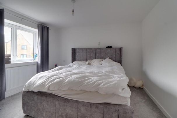 4 bedroom detached house to rent - Photo 1