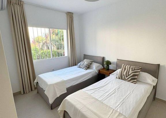 5 room luxury Villa for rent in Marbella, Andalusia