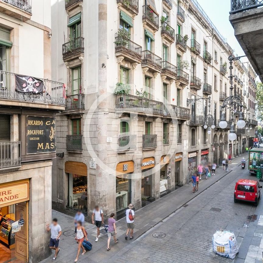 Piso de alquiler en Carrer D'en Quintana, Barri Gòtic - Photo 1