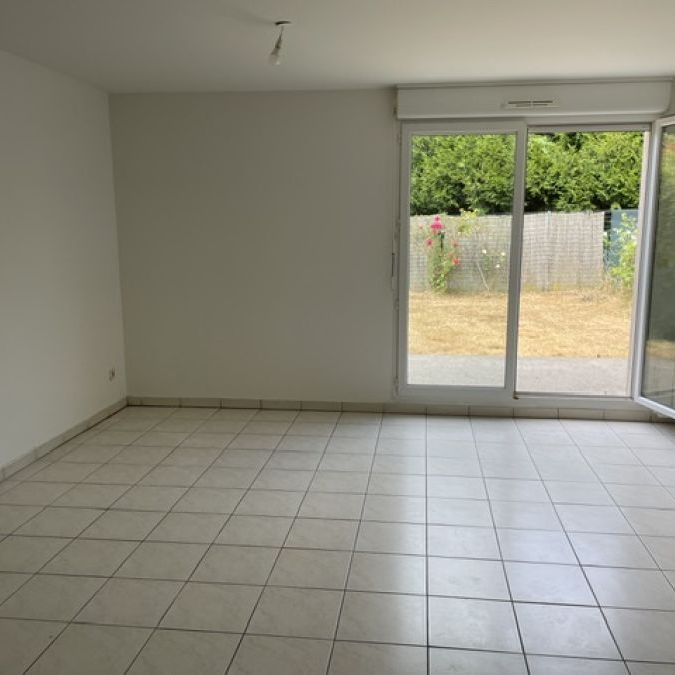 VILLA 3 CHAMBRES JARDIN ET GARAGE A GRICOURT - Photo 1