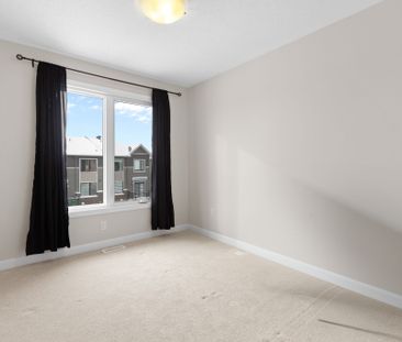 For Lease - 806 Glissade Grove, Orleans - Cumberland and Area, Ontario - Photo 3