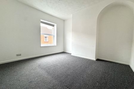 Edward Street - Photo 2