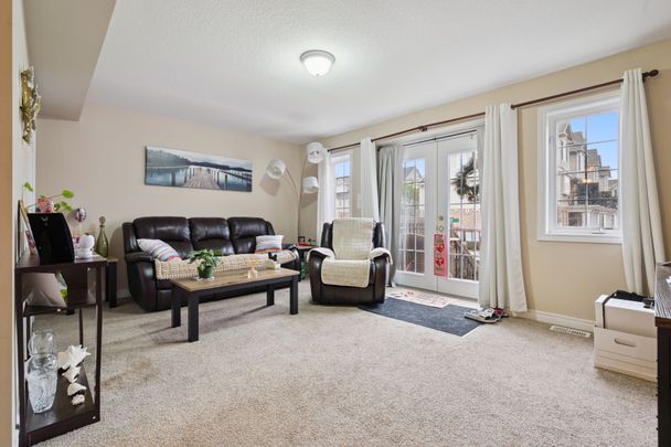 For Lease - 626 Woodlawn Road Unit# 626A, Guelph, Ontario - Photo 1