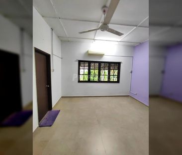 PARTIALLY FURNISHED DOUBLE STOREY HOUSE TAMAN BUKIT KAJANG, KAJANG - Photo 2