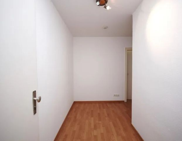 +++ WIESBADEN-BIERSTADT +++ 2 Zi-DG-Wohnung in gepflegtem Haus - Photo 1