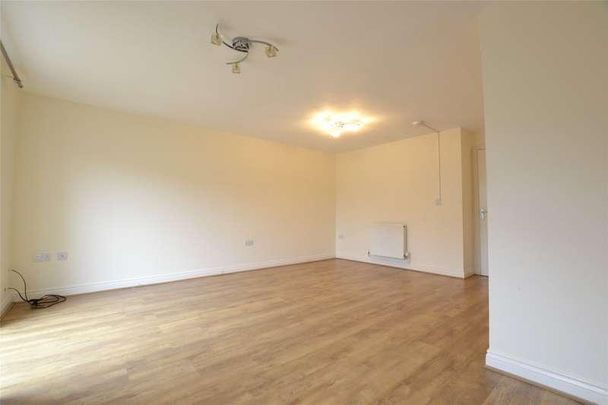 Locking Drive Kingsway, Quedgeley, Gloucester, Gloucestershire, GL2 - Photo 1