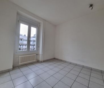 Vivez à deux pas de la ville, dans un quartier calme - Foto 3