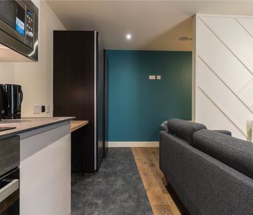 18 Somerset Road, Huddersfield, HD5 - Photo 4