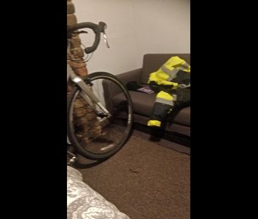 Room in a Shared House, London, E13 - Photo 1