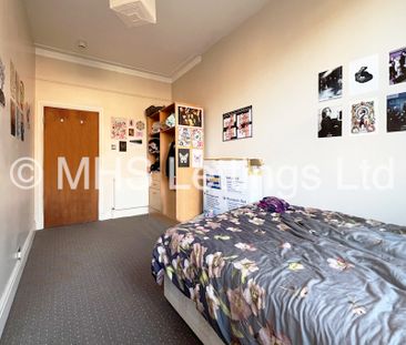 8 Bedroom Mid Terraced House for rent in Clarendon Road - Photo 4
