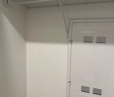 1 Fairview Road E #1411 - Photo 5