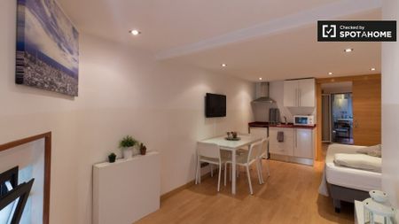 barcelona, Catalonia 08004 - Photo 5