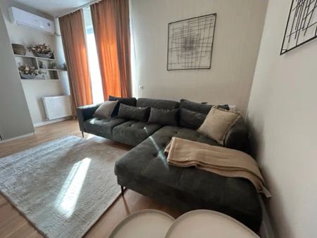 Inchiriere garsoniera, totul nou, prima inchiriere Albert - Photo 2