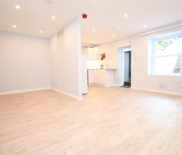 1 Bed Property To Rent - Photo 2