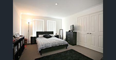 VERY SPACIOUS FAMILY HOME 100 METERS TO WATER - Photo 5