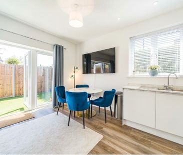 1 Bed Bungalow, Bardney Road, SM4 - Photo 4