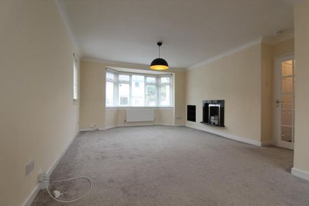 2 bedroom flat to rent - Photo 3