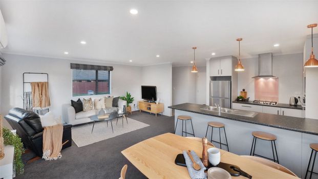 Three Bedroom Home - Photo 1