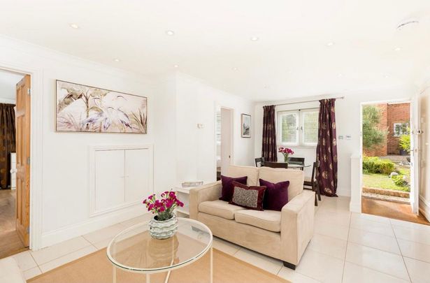 2 bedroom apartment to rent - Photo 1