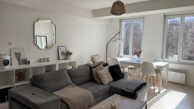 Location Appartement 3 pièces 57m² ST OMER 62500 - Photo 1