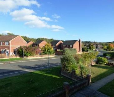 Terraced House to rent on - Photo 4