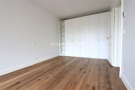 Appartement 2/3 Pièces Face Ambassade de Grande Bretagne, - Photo 4