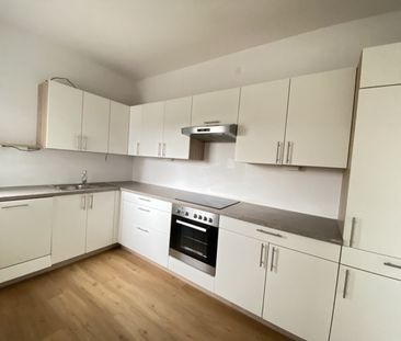 3 Zimmer-Wohnung mit 2 Balkone! - Foto 4