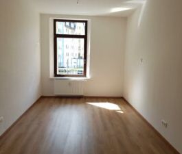 Böhlerstr. 41, WE 2 ~~~ Balkon, Tageslichtbad mit Wanne und Dusche,... - Foto 1