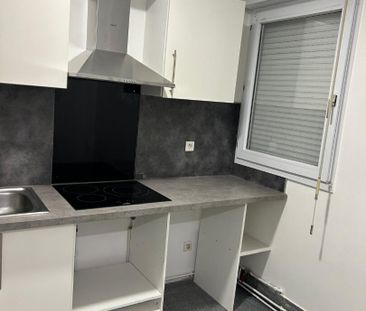 Location Appartement 4 pièces 80m² - Photo 4