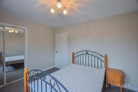 2 bedroom end of terrace house to rent - Photo 4