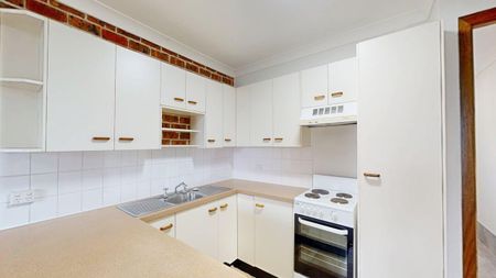 2/197 George Street, East Maitland NSW 2323 - Photo 3