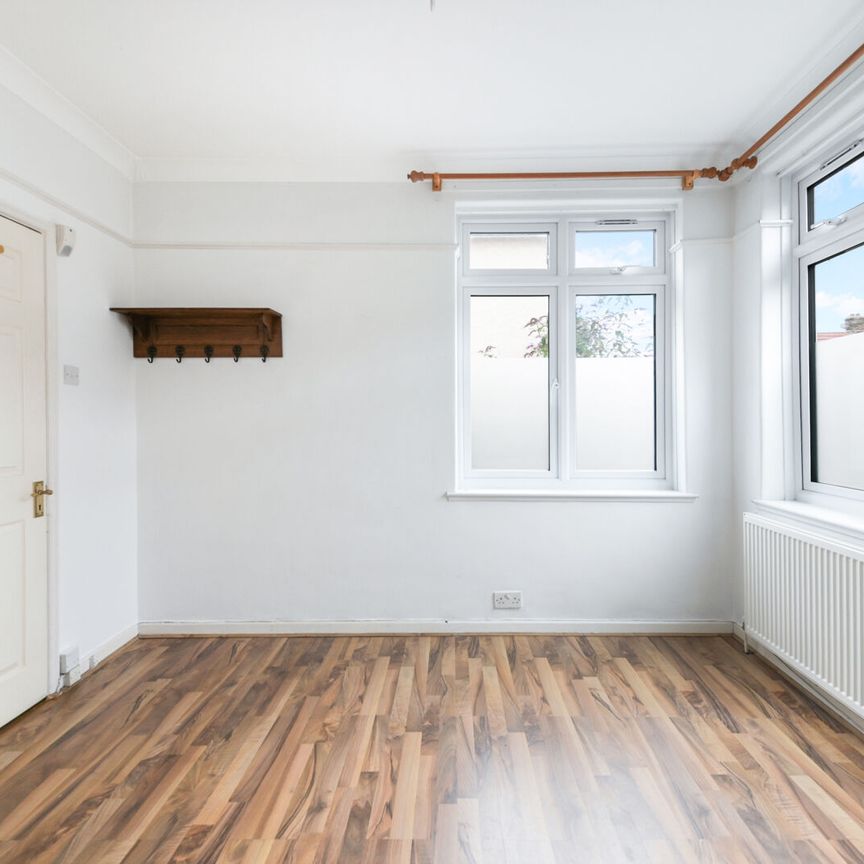 Topsham Road, Tooting, SW17 - Photo 1