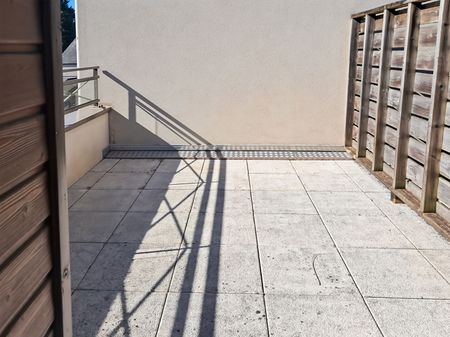 Location Appartement 3 pièces 62m² ST AUBIN D AUBIGNE 35250 - Photo 3