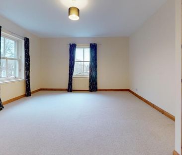 3 bedroom detached house to rent - Photo 4