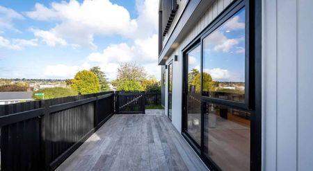 Stylish, Fresh & Move-In Ready - Photo 5