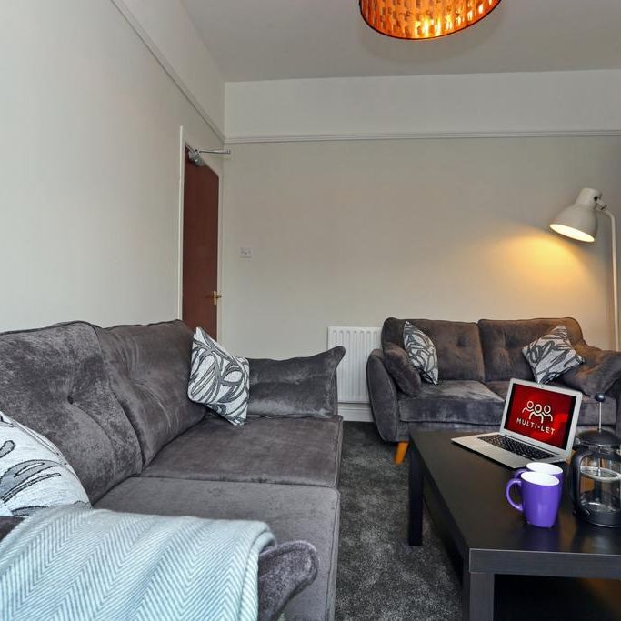 5 bedroom house to rent - Photo 1