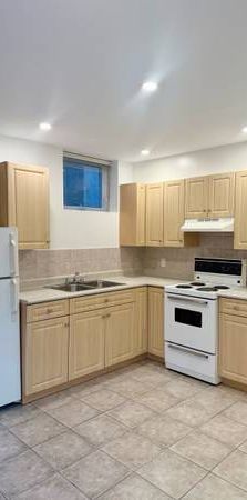 NOW AVAILABLE! 1BR / 1BA suite in North Burnaby - Photo 1