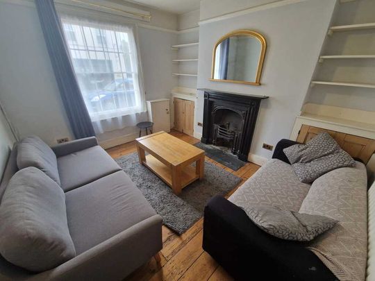 5 Bed Student Accommodation - Photo 1