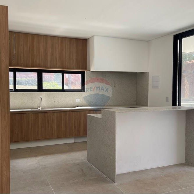 Casa térrea com 4 suítes, 650 m ² para locação no condomínio Chácara Santa Maria - Photo 1