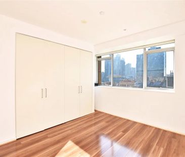 “Gorgeous Unfurnished Two Bedroom Apartment in the Heart of Melbour... - Photo 4
