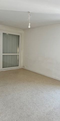 Location Appartement 2 pièces 48 m² Tremblay-en-France - Photo 1