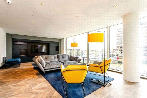 AVAILABLE NOV 15! | PARKING AVAILABLE | TWO BEDROOM ONE BATHROOM APARTMENT AT ALLEGRO LIVING | BLEND OF COMFORT AND CONVENIENCE | PRIME LOCATION | 24-HOUR CONCIERGE | RESIDENTS GYM - Photo 1