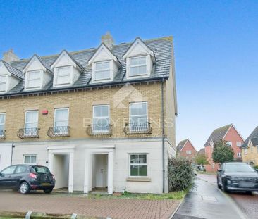 3 bedroom terraced house to rent - Photo 4