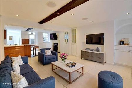 Crooms Hill, Greenwich, London, SE10 - Photo 2