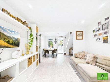 2 bedroom terraced house to rent - Photo 4