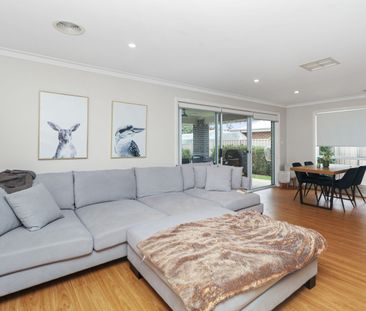 1 Thane Court Lloyd NSW - Photo 1